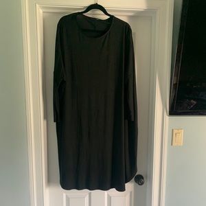Hatch maternity black dress